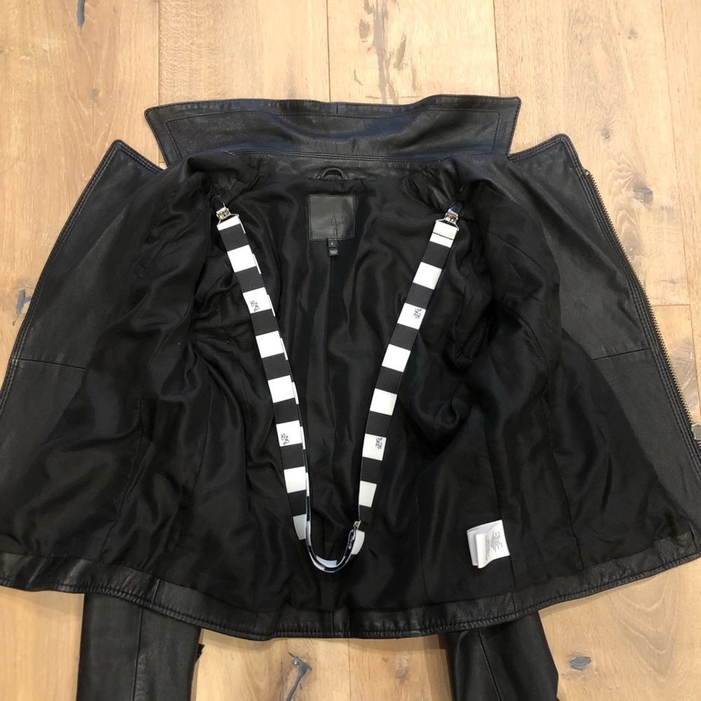 SLNG (Stripe) Jacket Strap - Picture 3 of 8